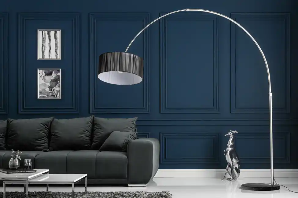 Koupit Online Designová stojací lampa Extenso 230cm černá